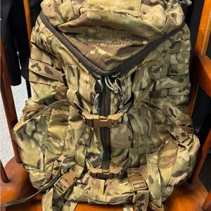MYSTERY RANCH Tactical Camouflage Backpack